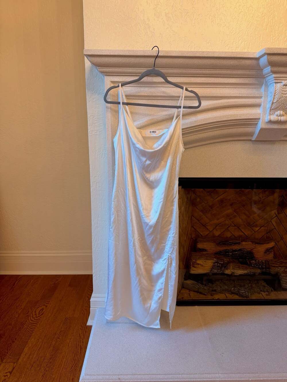4th & Reckless Satin Cowl Neck Midi Dress Size US L White Slip